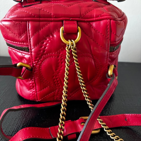 Gucci Mini Marmont Matelasse Backpack - Picture 2 of 4